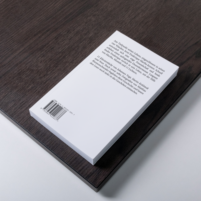 11 Lichter – Mockup – Softcover (Back)